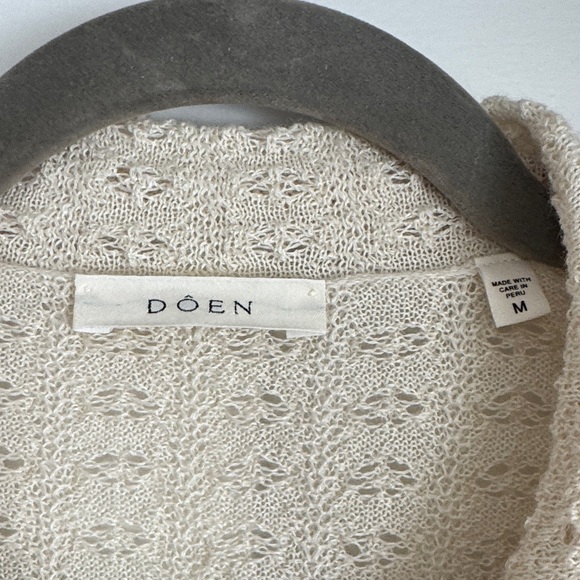 Doen Cream Short-Sleeve Knit Cardigan with Red Trim Accents - Picture 2 of 2